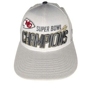 Kansas City Chiefs Super Bowl LIV Youth Trucker Hat New Era 9FORTY Champions